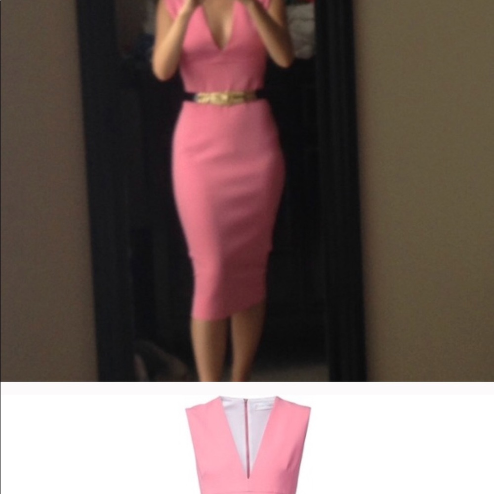 Victoria Beckham pink pencil dress. - Picture 2 of 5